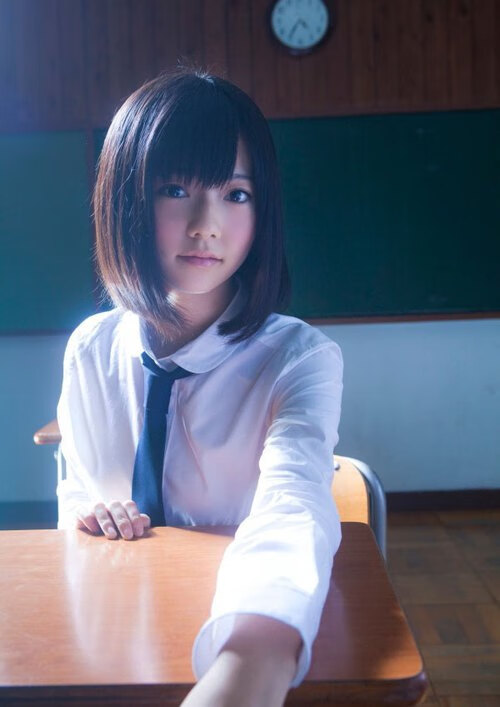 梅西助攻帽子戏法，巴萨主场轻松获胜，梅西带领巴萨