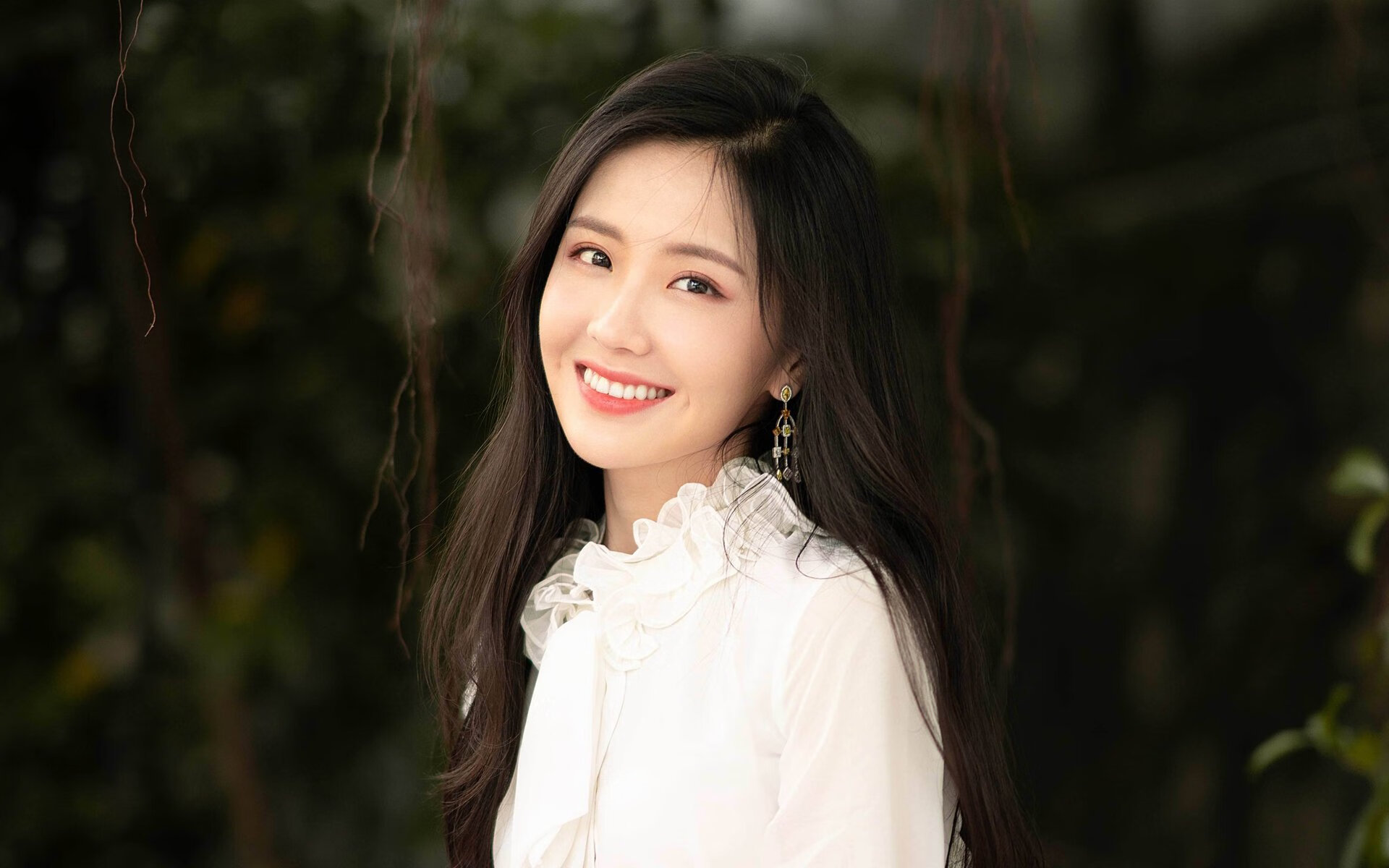 “金牛区城北体育馆：运动舞蹈赛场上的舞者们挑战极限，谁能舞出最强节奏？”